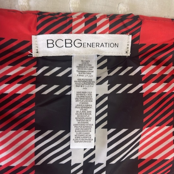 BCBGeneration Scarf - Picture 4 of 4